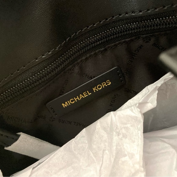 Michael Kors Reed SM Pebbled Leather Belted Satchel - Picture 9 of 11